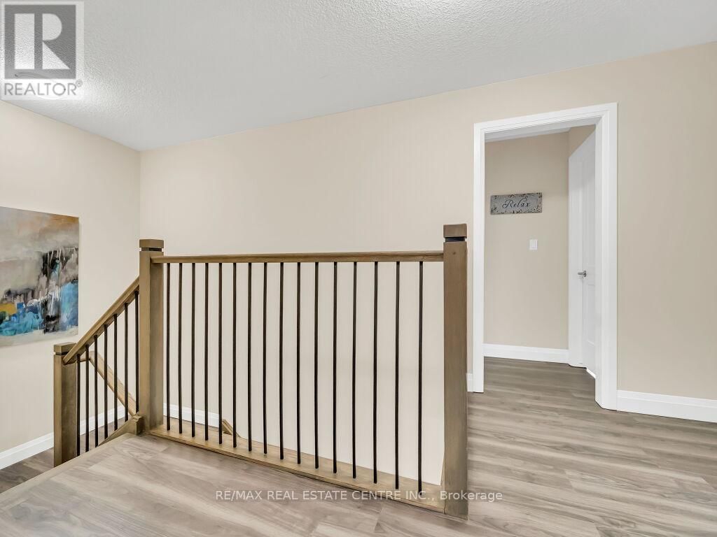 256 KING STREET WEST Image 22