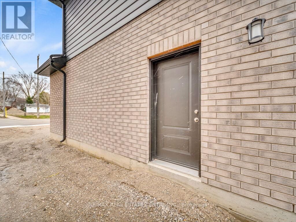 256 KING STREET WEST Image 49