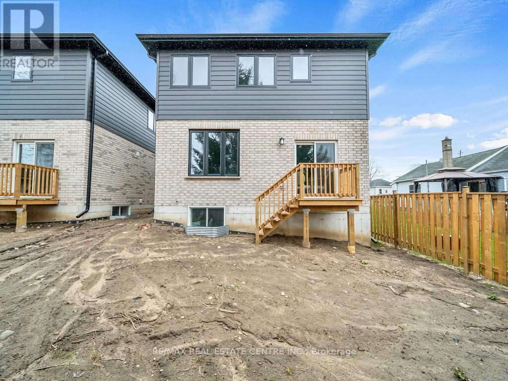 256 KING STREET WEST Image 50