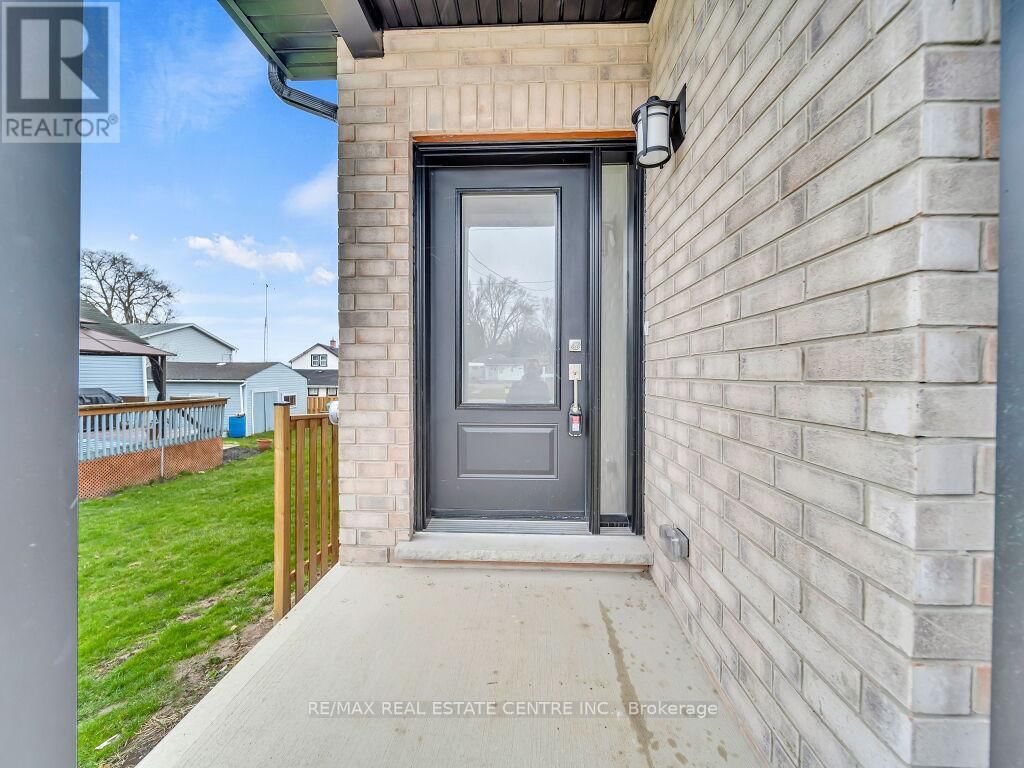 256 KING STREET WEST Image 7
