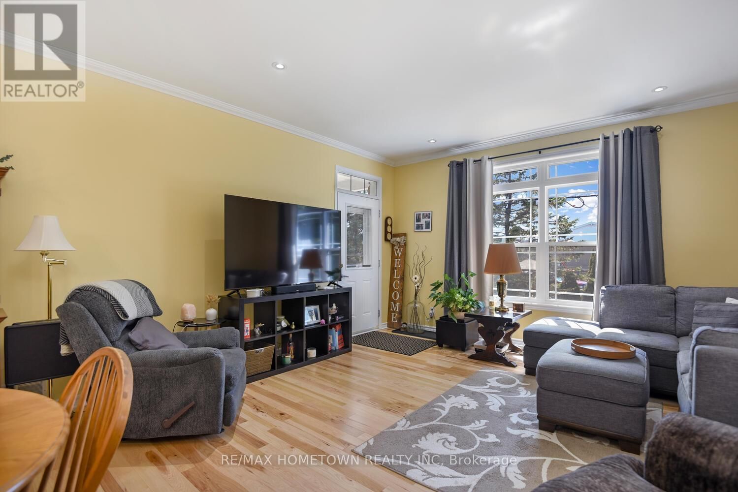 6 SUSANNA LANE Image 10