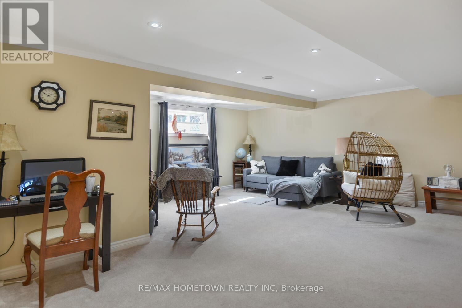 6 SUSANNA LANE Image 19