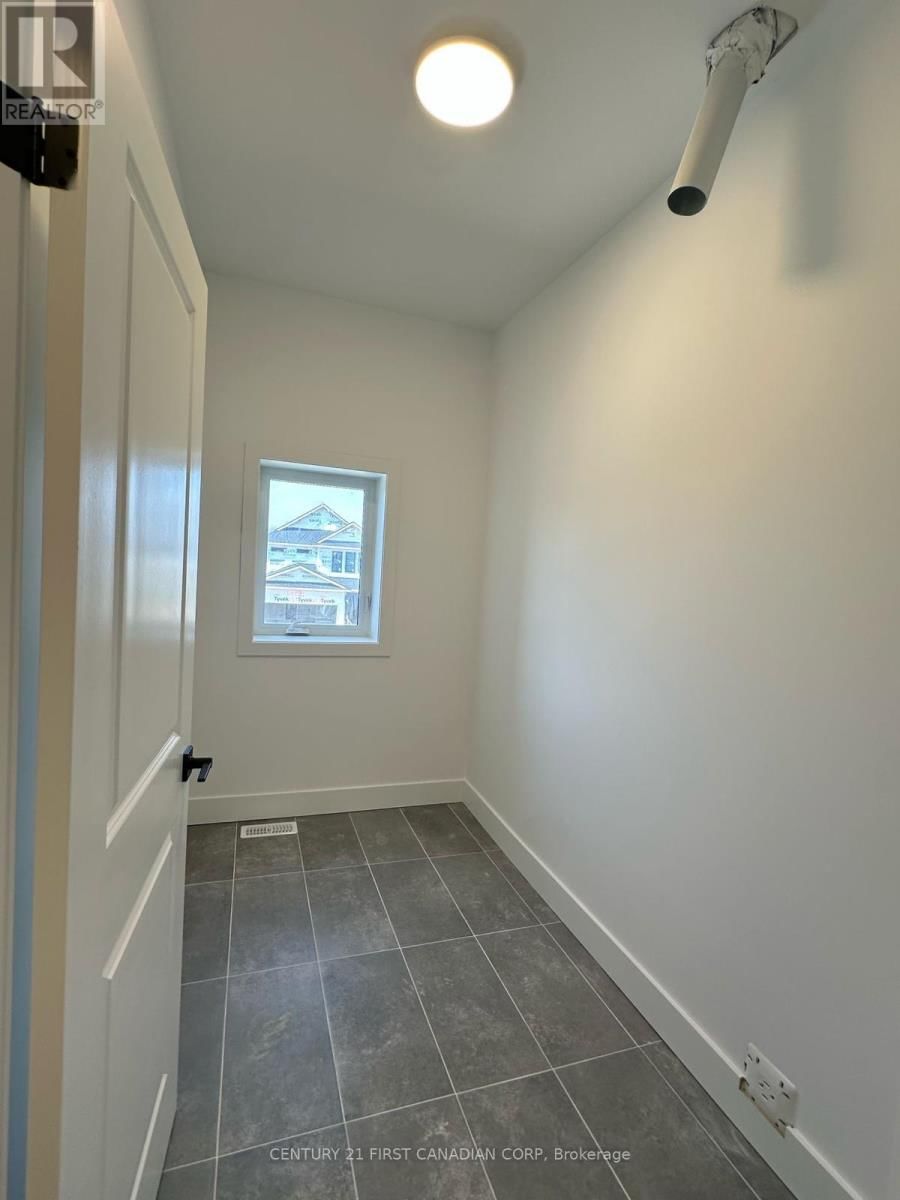 1328 BUSH HILL LINK Image 15