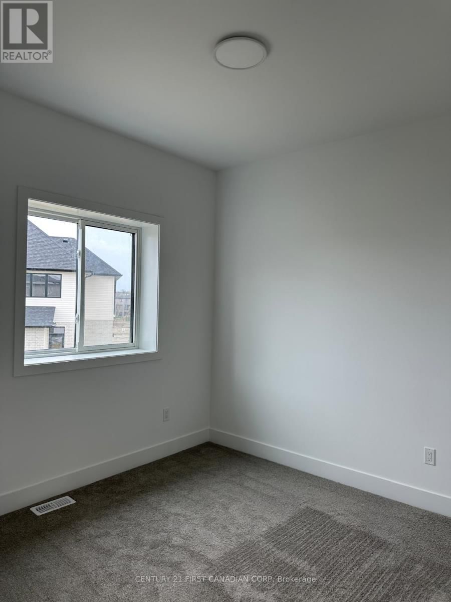 1328 BUSH HILL LINK Image 19