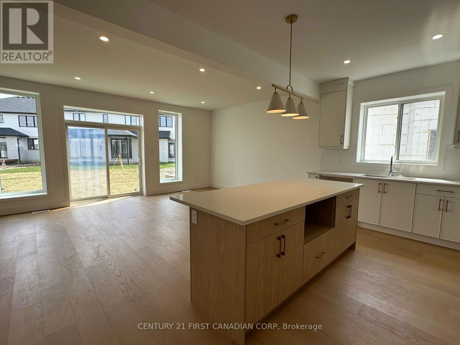 1328 BUSH HILL LINK Image 4