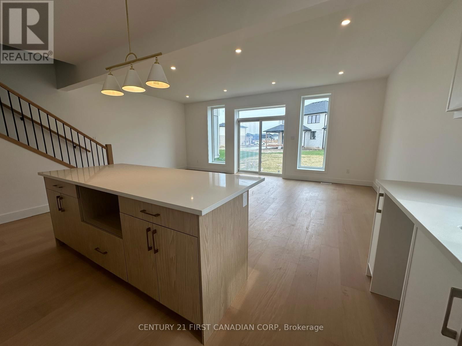 1328 BUSH HILL LINK Image 5