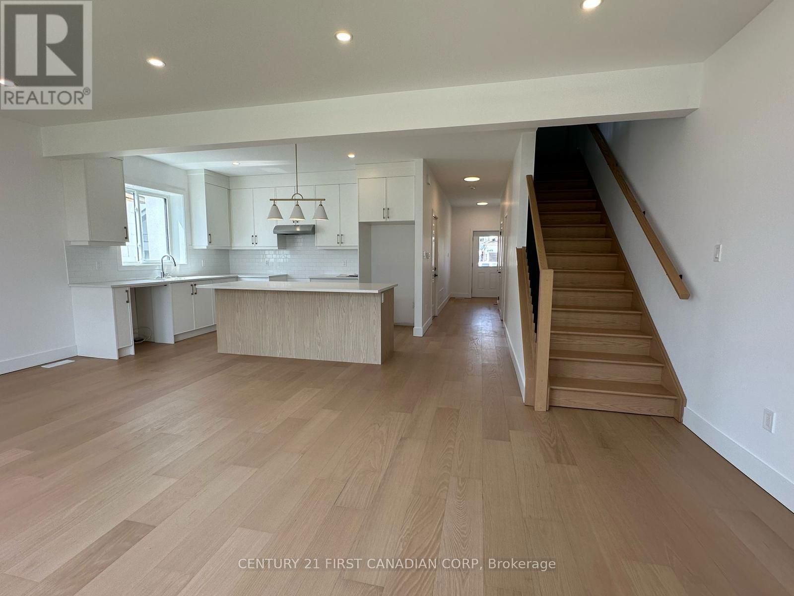 1328 BUSH HILL LINK Image 7