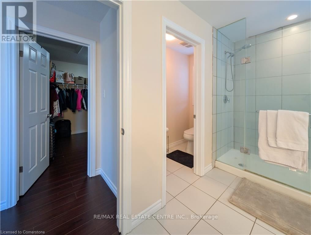 240 BISMARK DRIVE Image 19