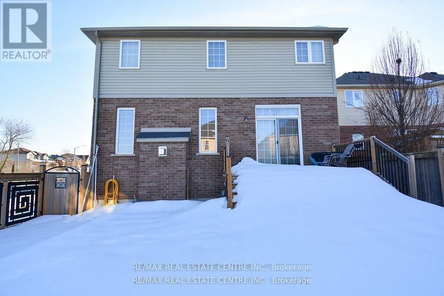 240 BISMARK DRIVE Image 27