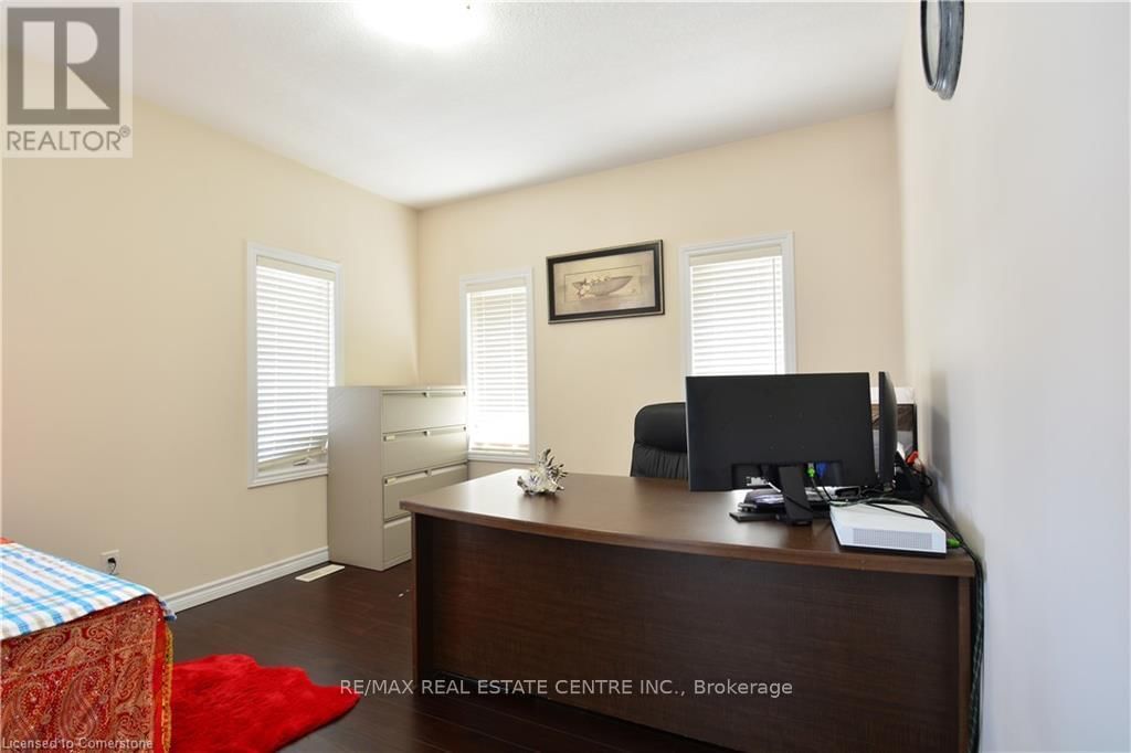240 BISMARK DRIVE Image 8