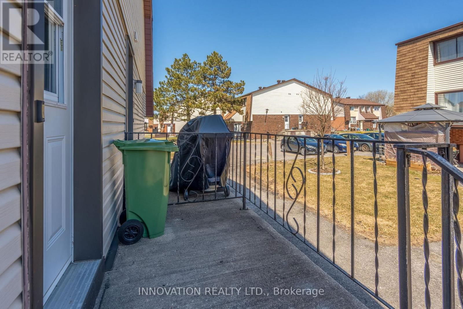 B - 20 WOODVALE GREEN Image 33