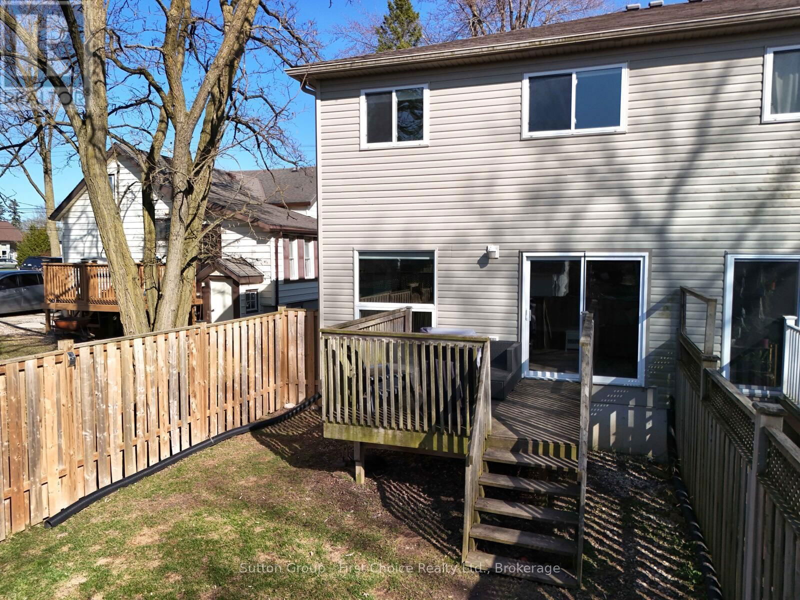 280 RAILWAY AVENUE Image 27