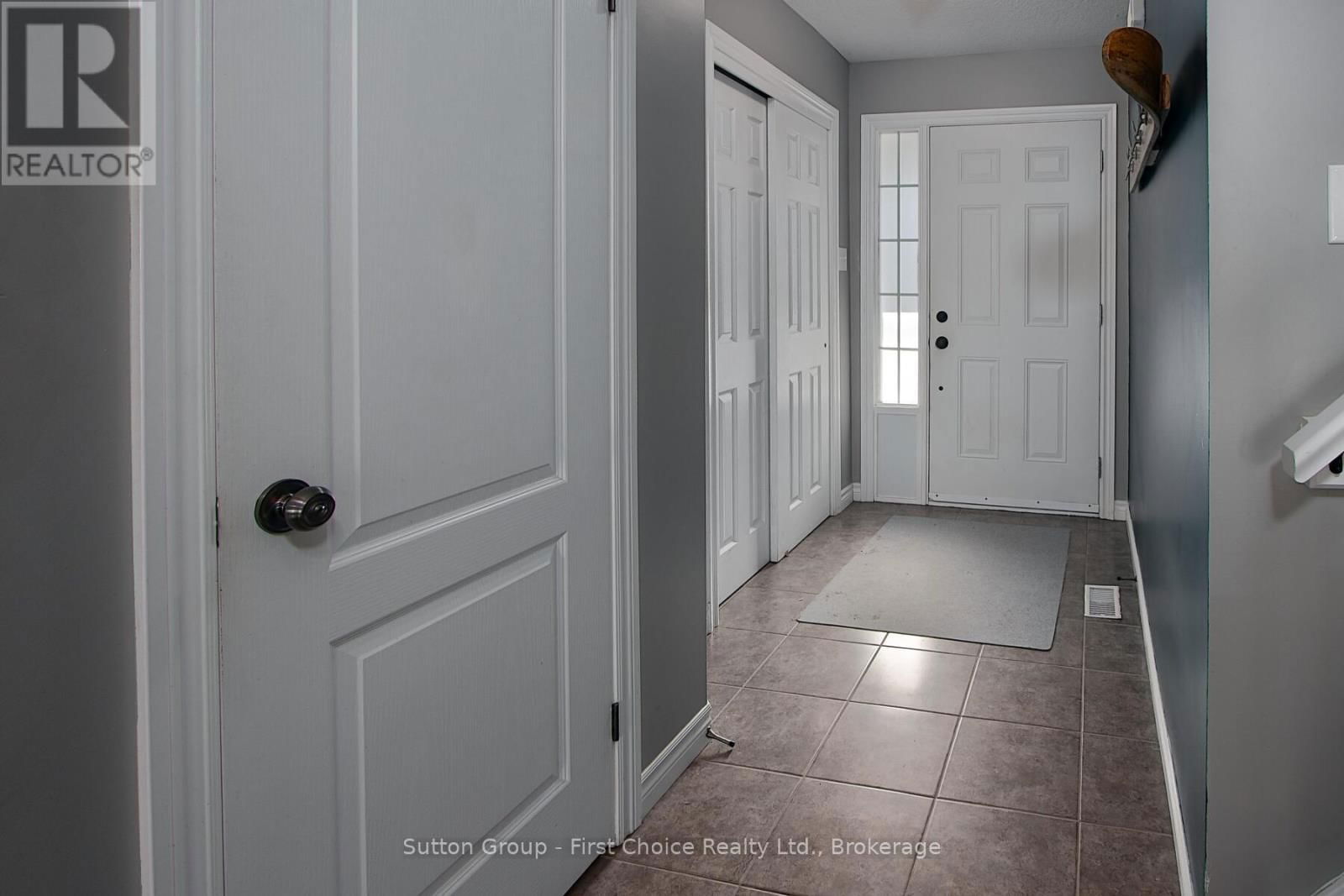 280 RAILWAY AVENUE Image 4