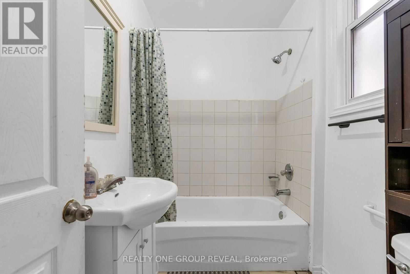 29 GERTRUDE STREET Image 19