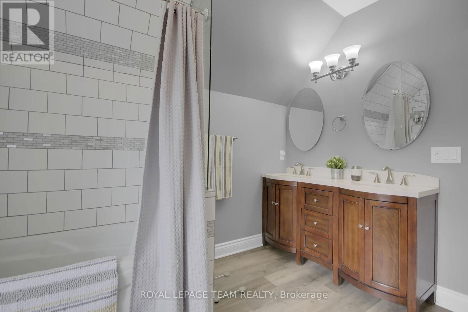 1456 MEADOW DRIVE Image 31