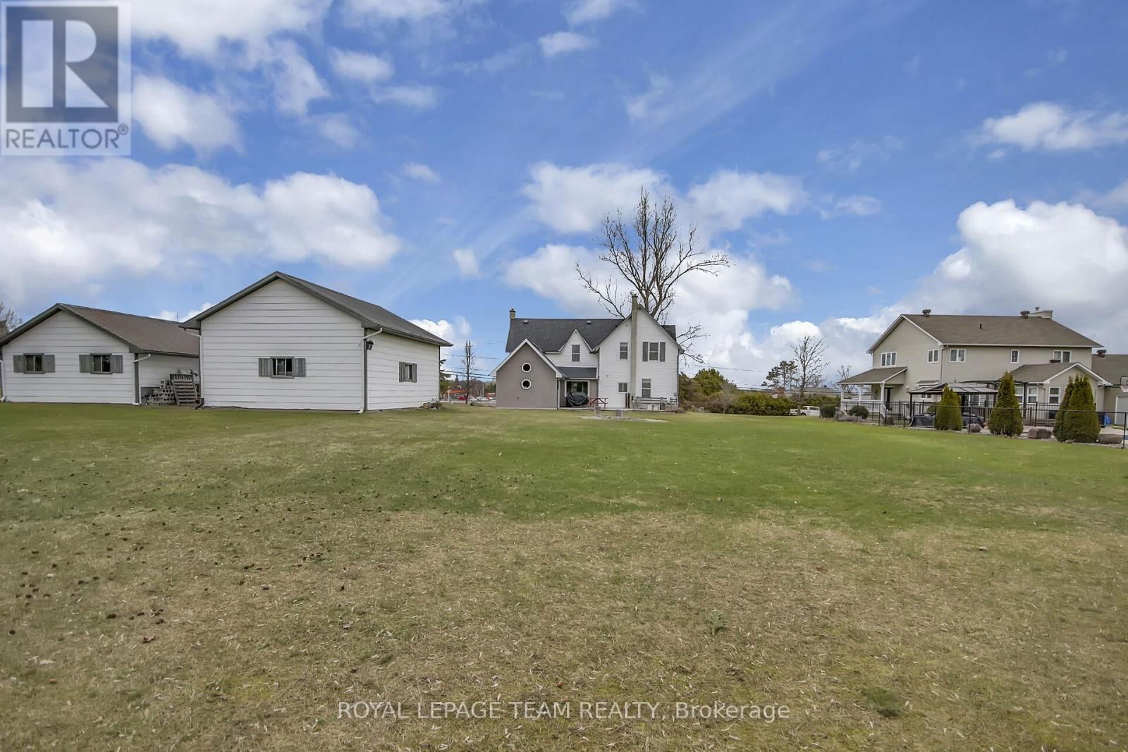 1456 MEADOW DRIVE Image 36