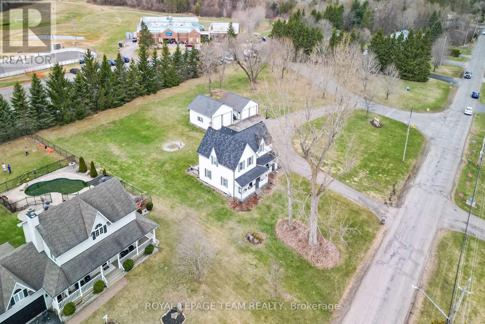 1456 MEADOW DRIVE Image 43