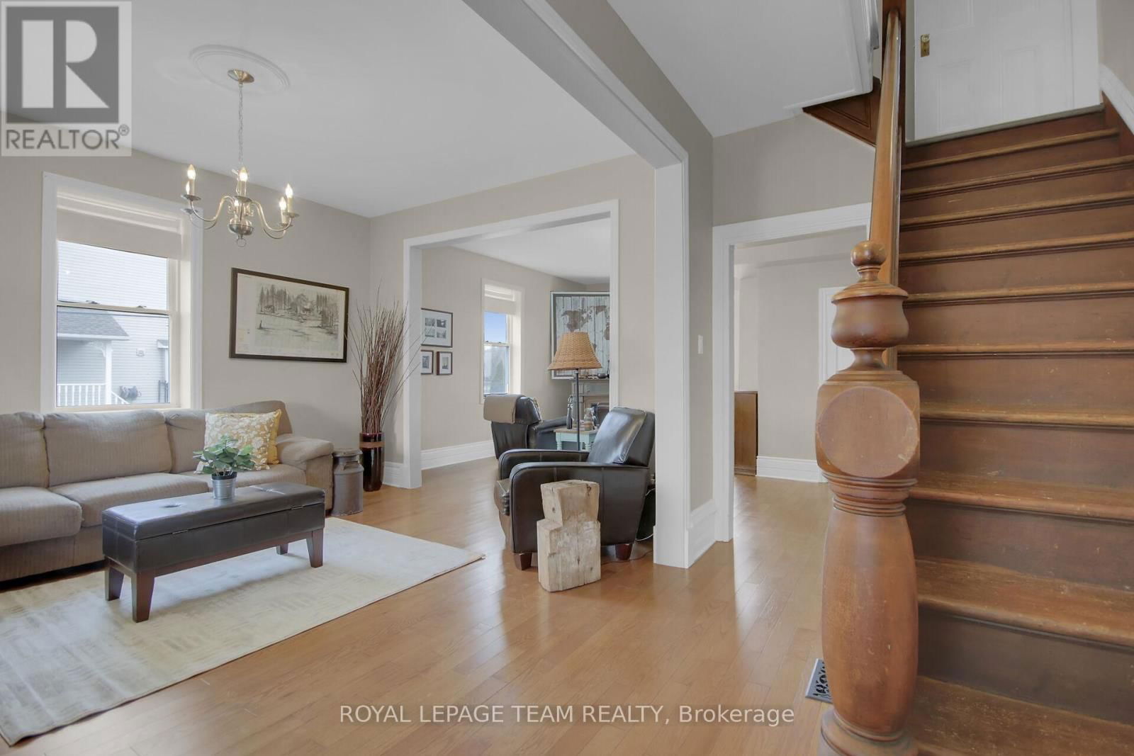 1456 MEADOW DRIVE Image 6