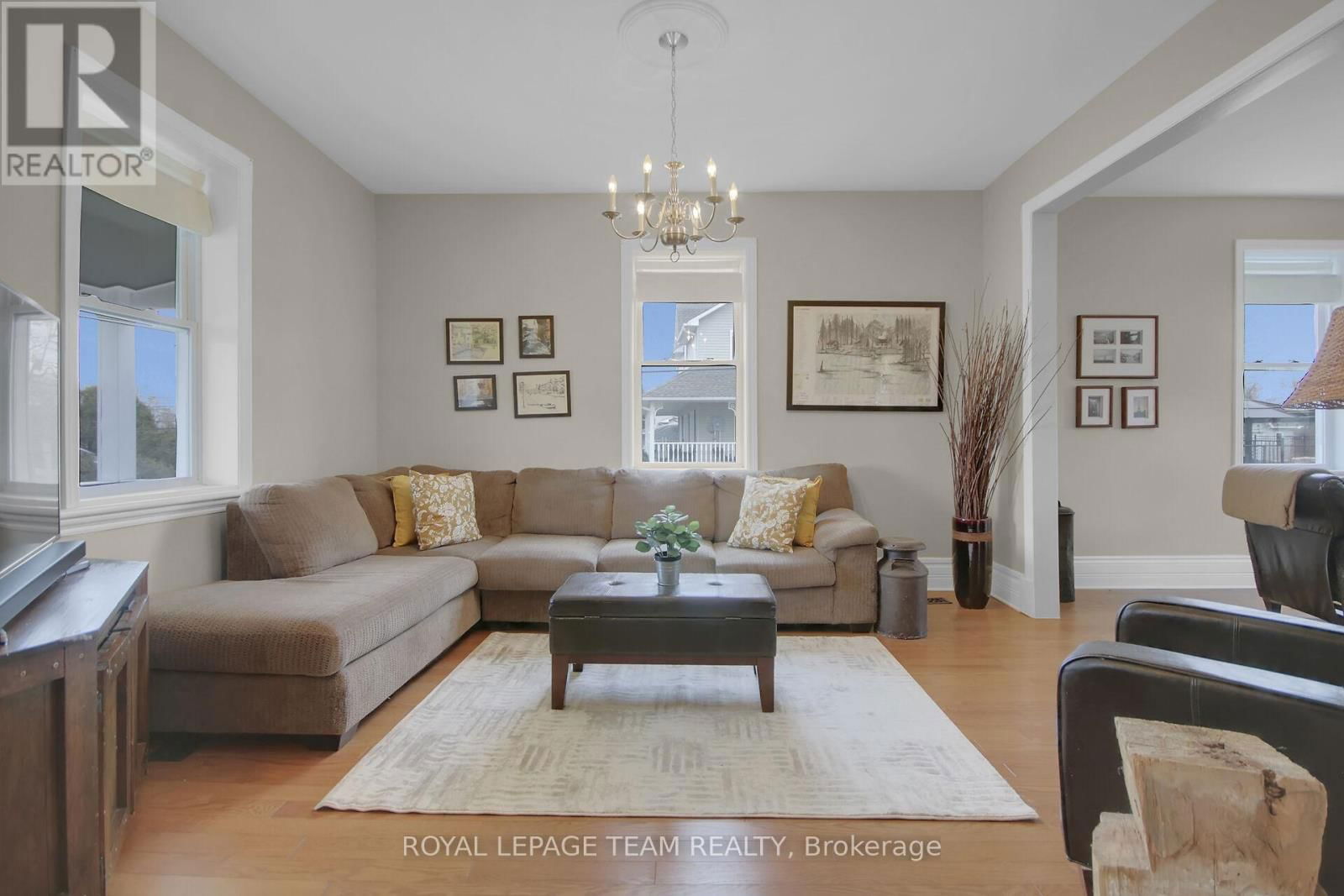 1456 MEADOW DRIVE Image 7