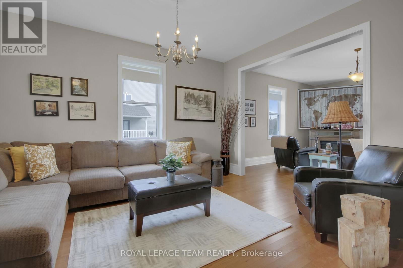 1456 MEADOW DRIVE Image 8