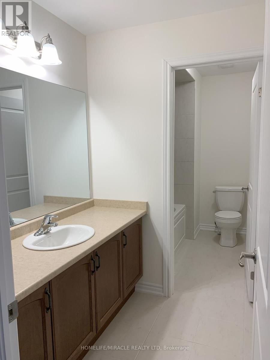 272 POTTRUFF ROAD Image 23