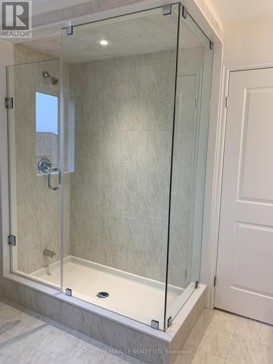 272 POTTRUFF ROAD Image 31