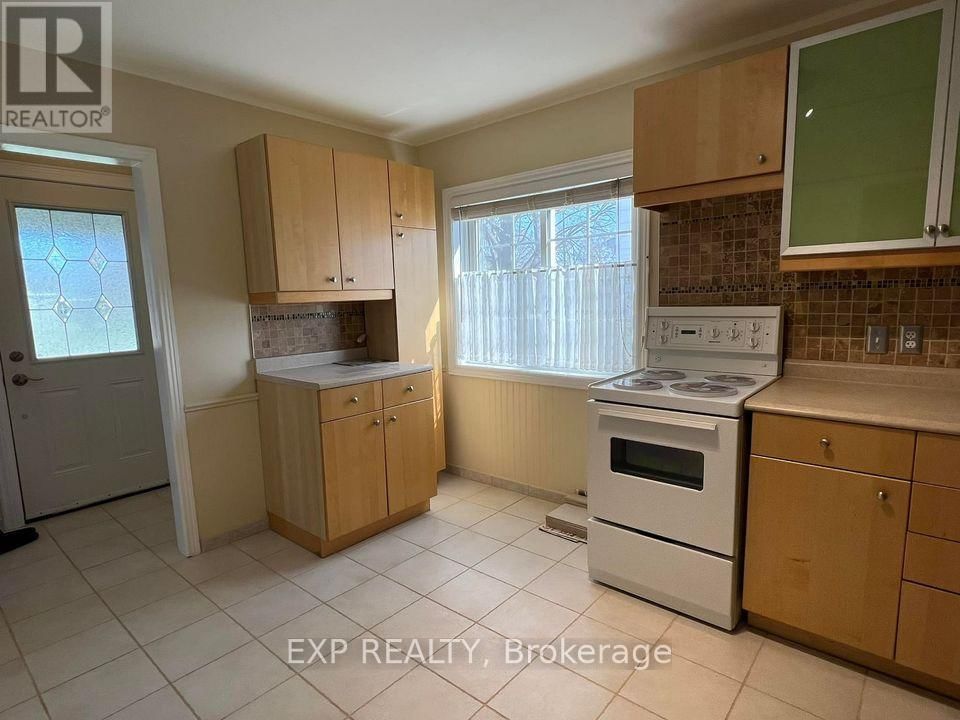 187 NASH ROAD NORTH Image 4