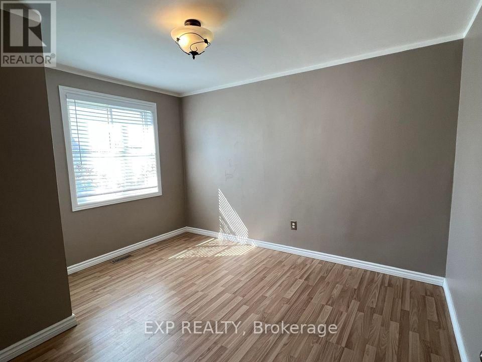 187 NASH ROAD NORTH Image 6