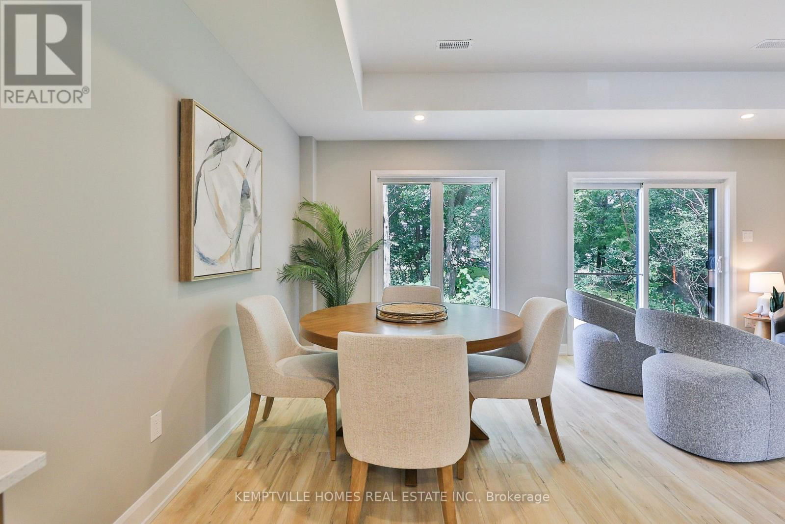 324 LEWIS W STREET Image 16