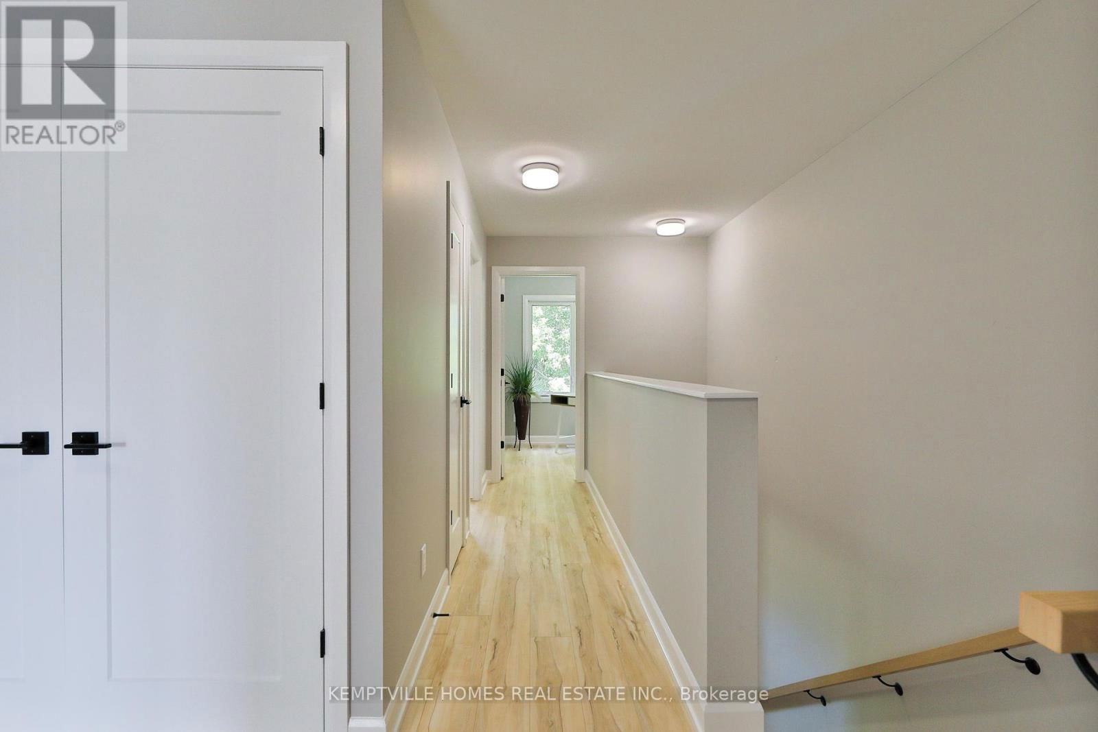324 LEWIS W STREET Image 37