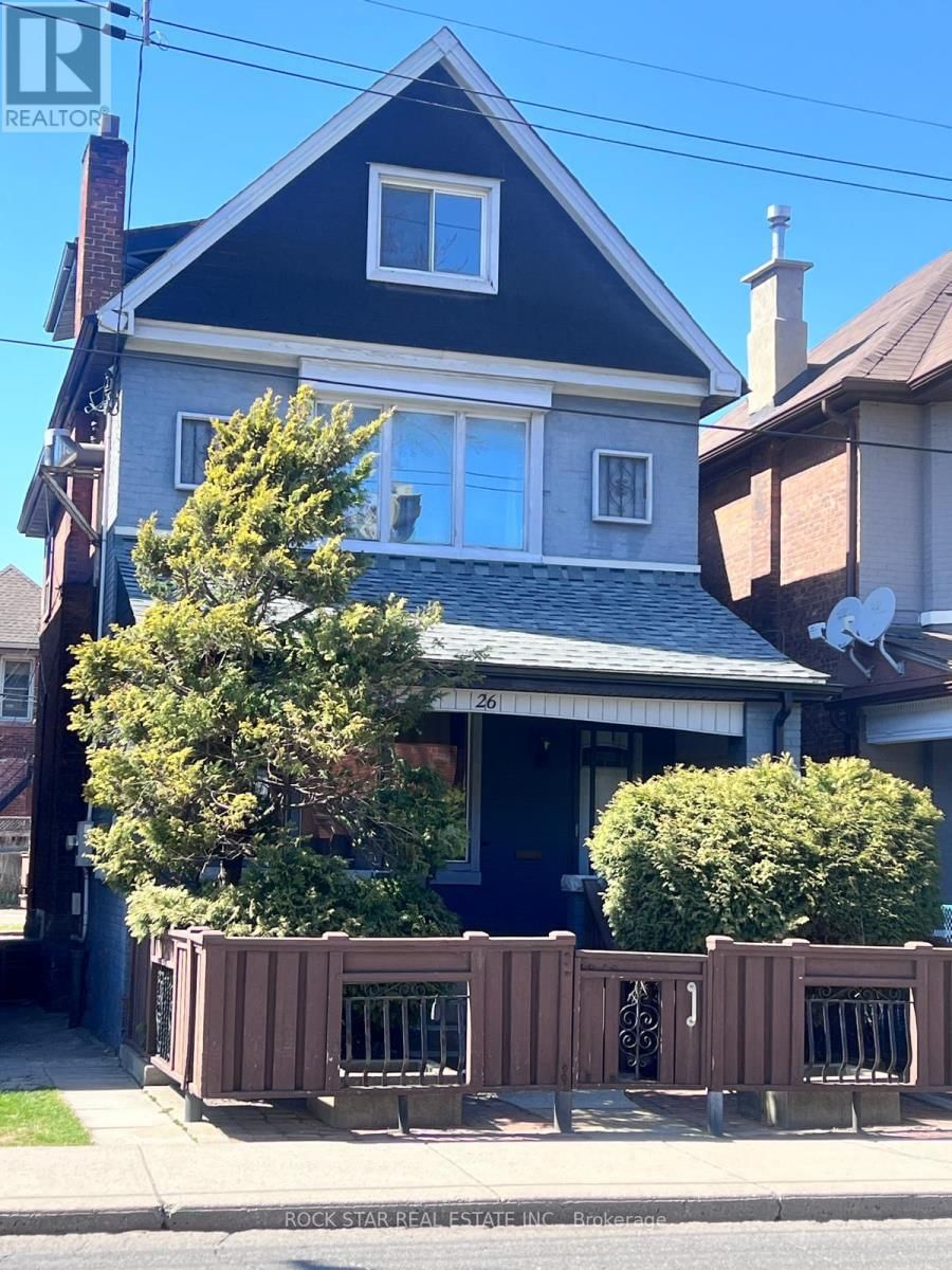 Upper - 26 WENTWORTH STREET SOUTH Image 1