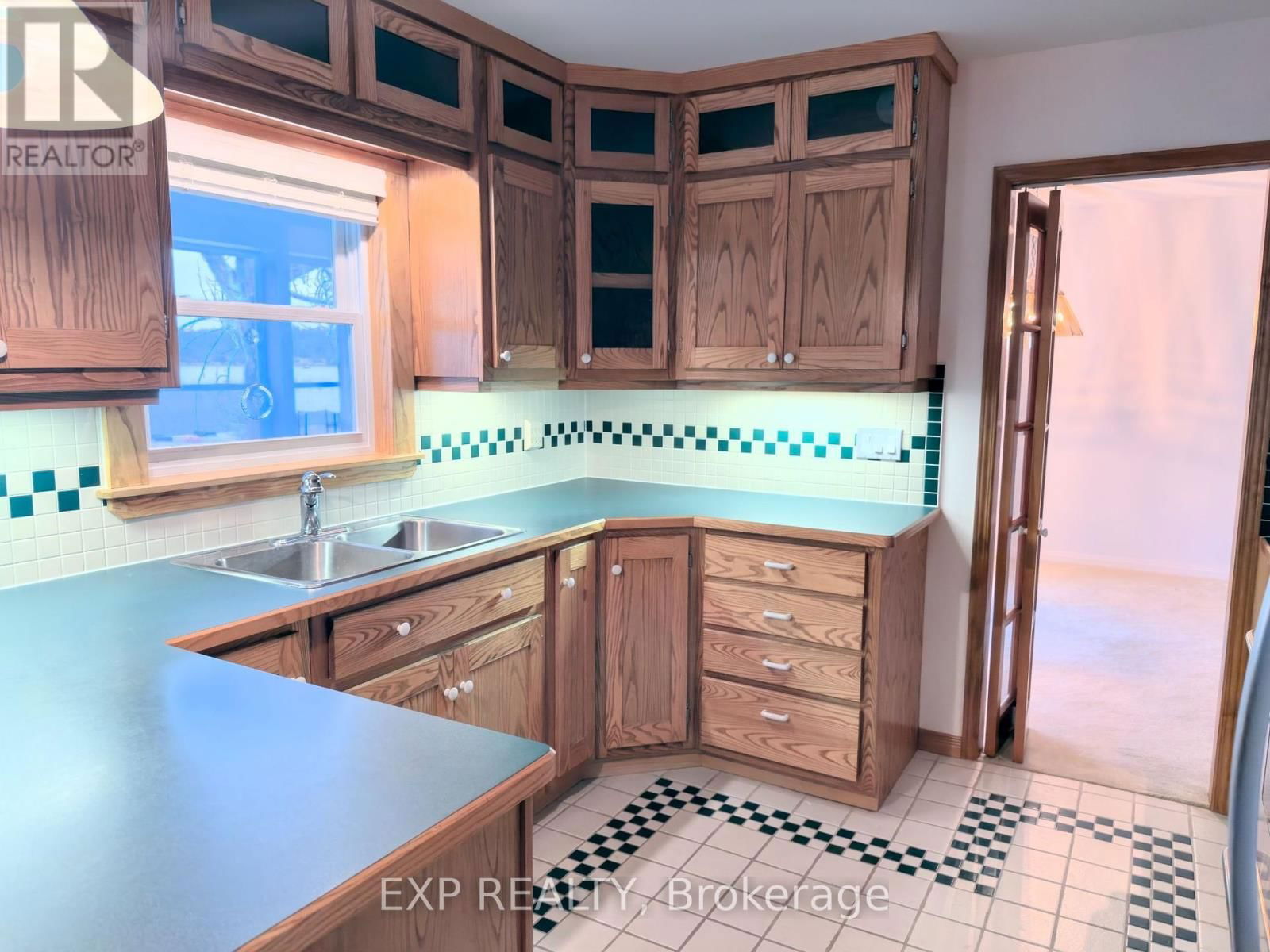 97 HEARTHSTONE DRIVE Image 14