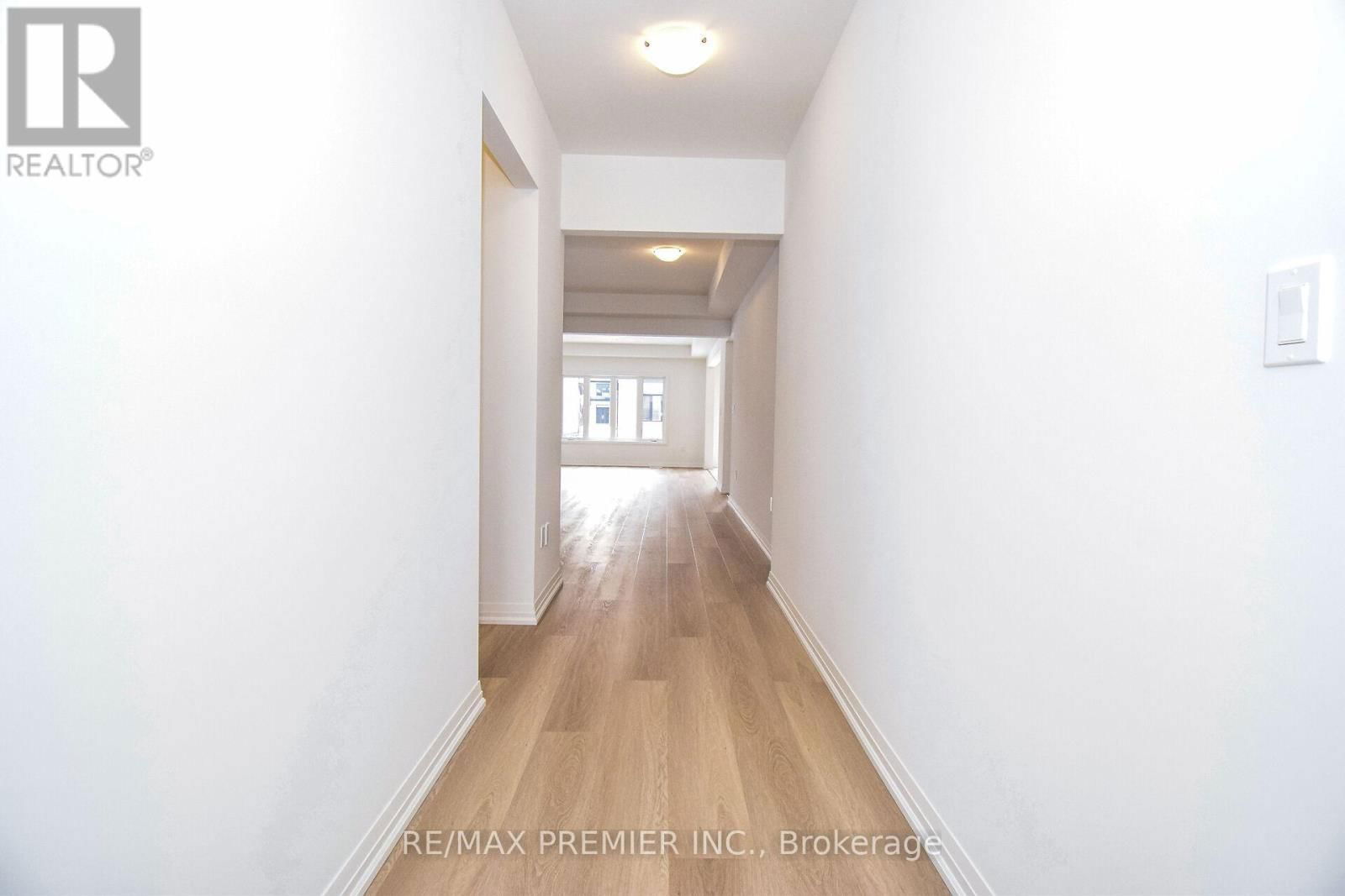 96 ACACIA ROAD Image 5