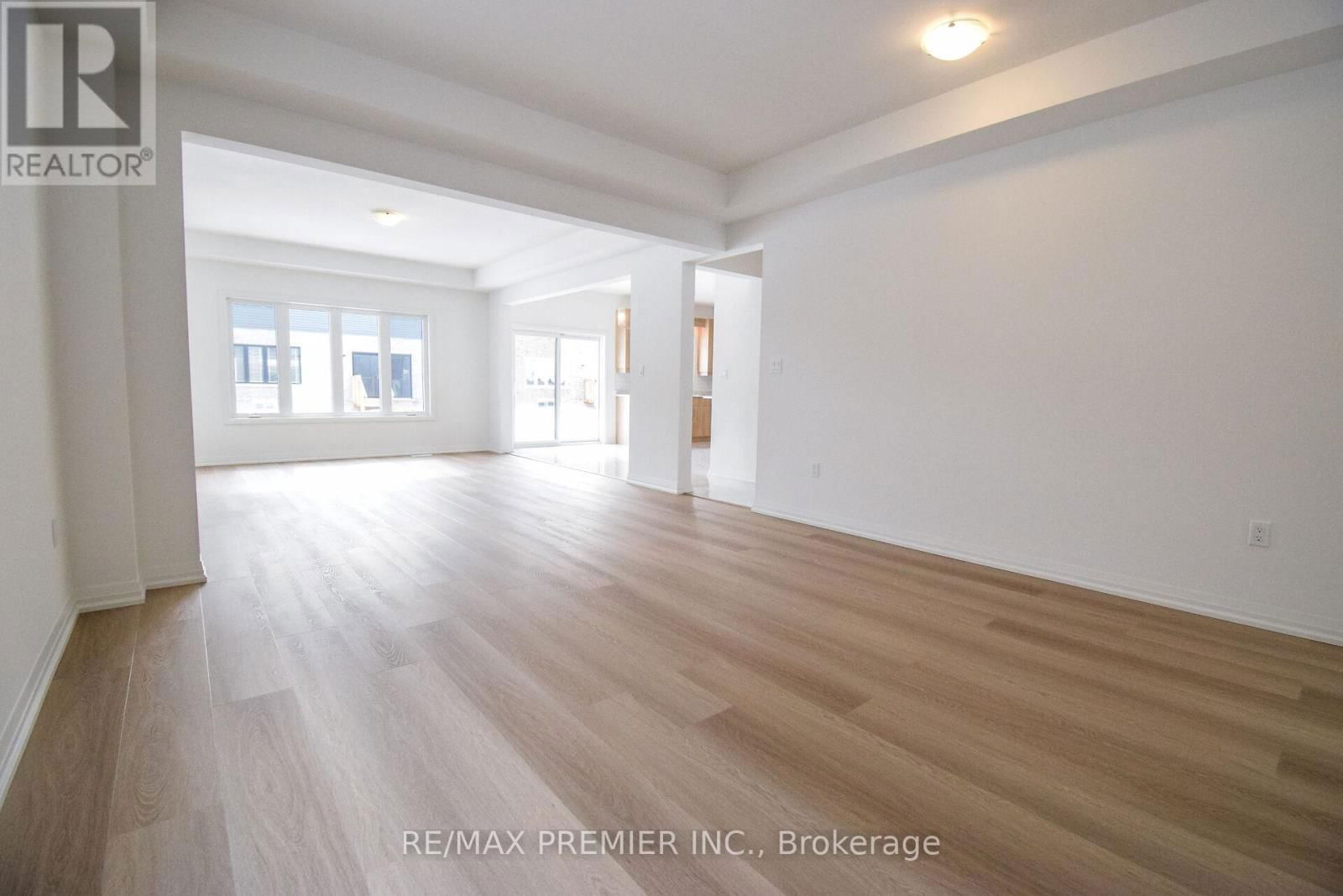 96 ACACIA ROAD Image 8