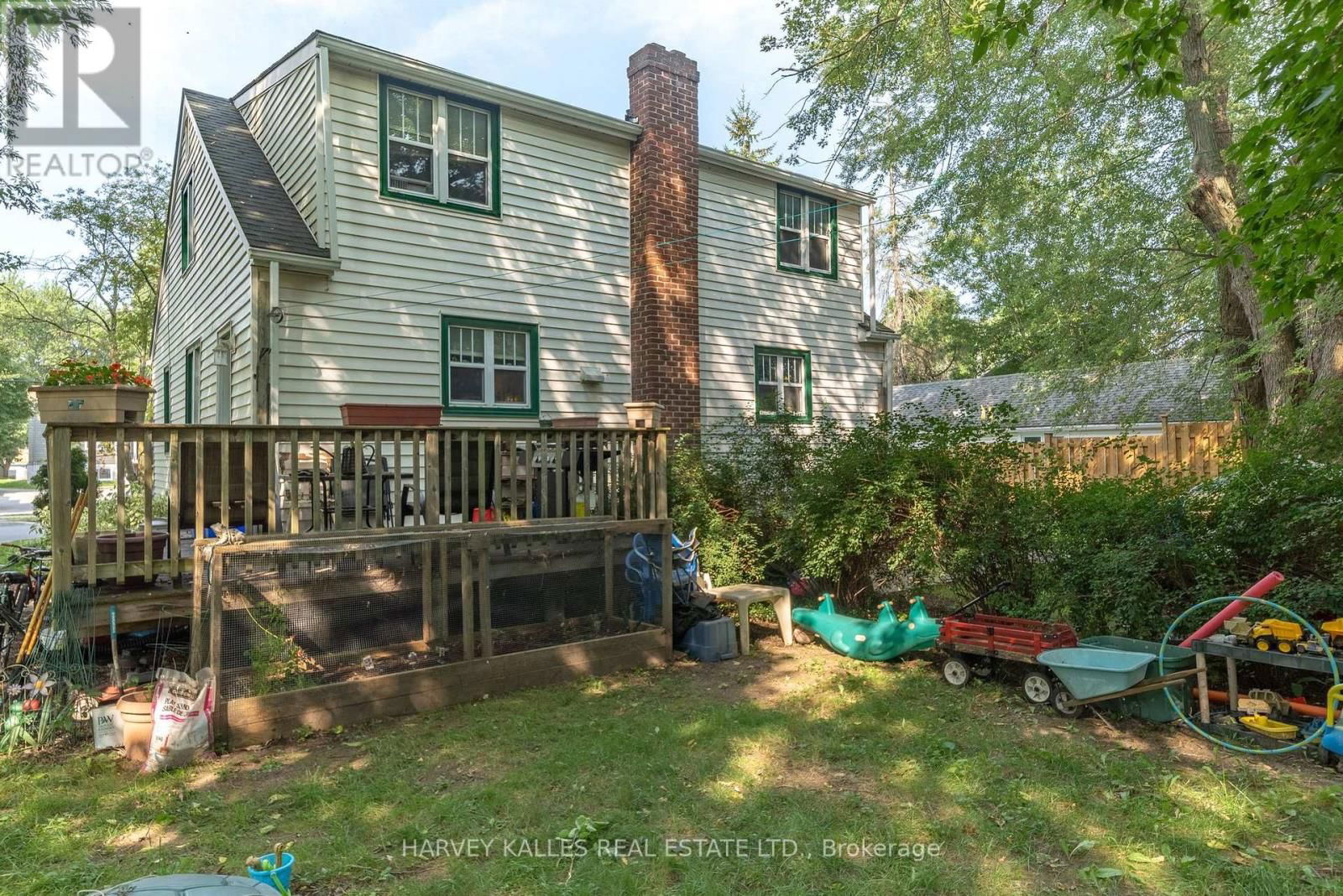 31- 33 WASHBURN STREET Image 10