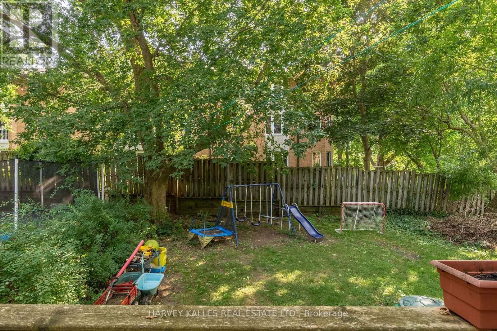 31- 33 WASHBURN STREET Image 12