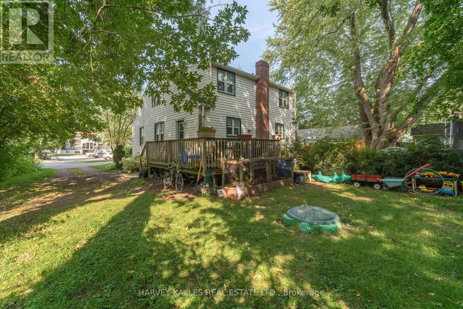 31- 33 WASHBURN STREET Image 13