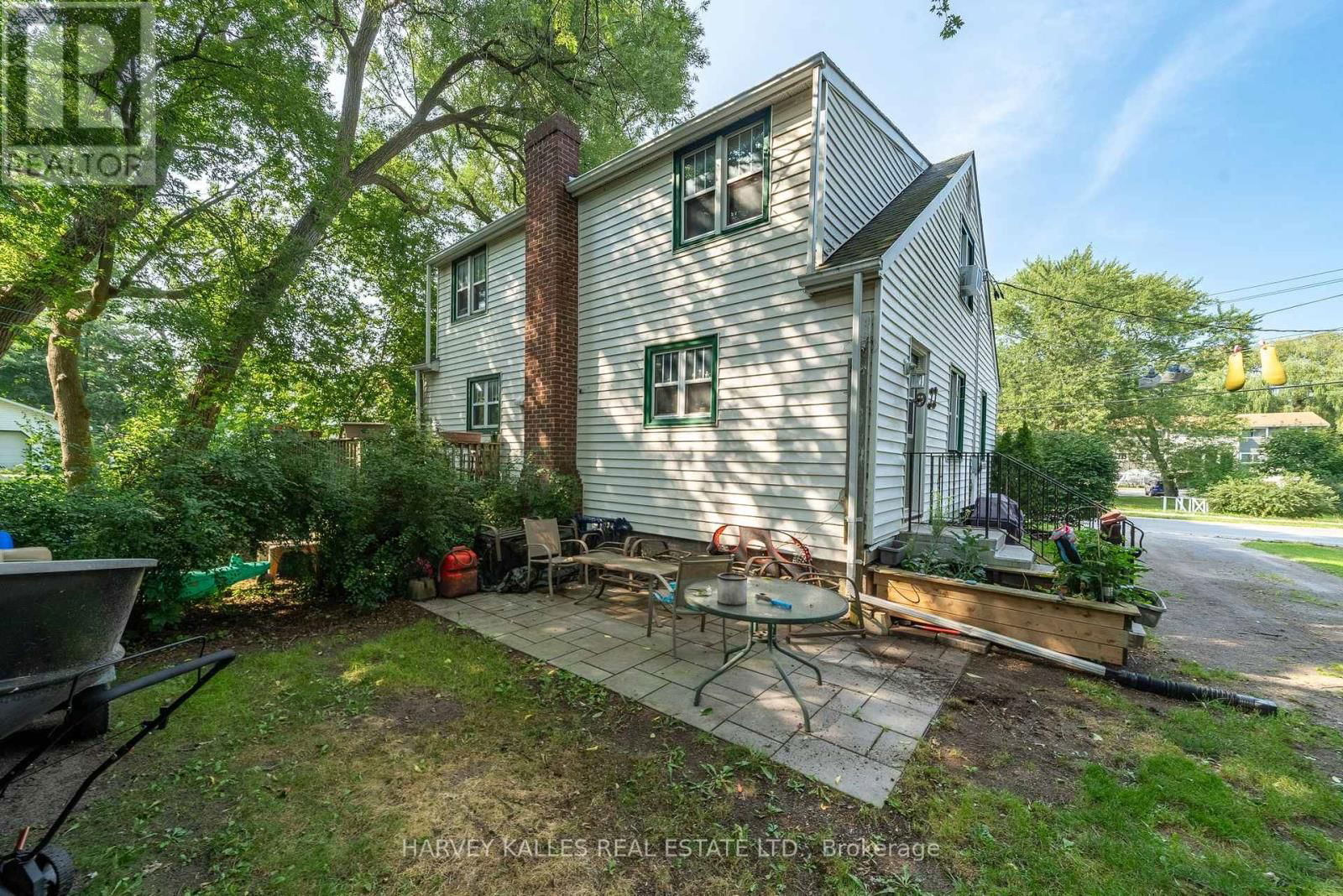 31- 33 WASHBURN STREET Image 9