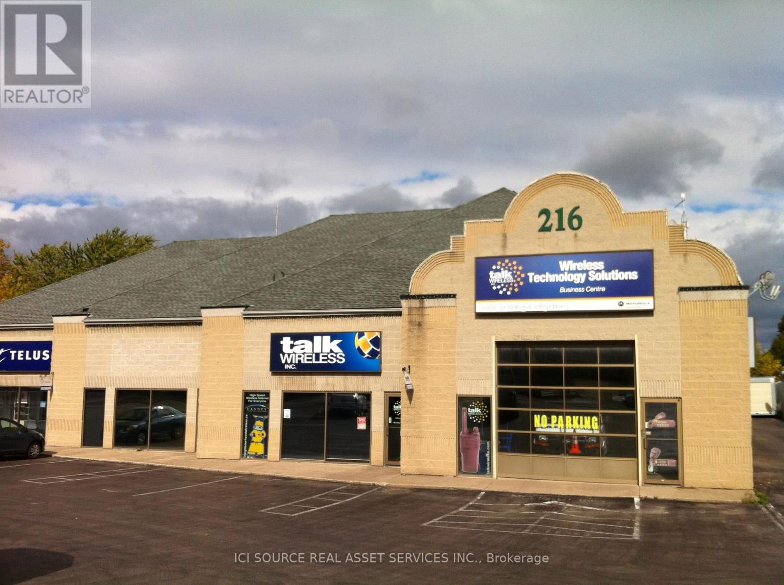 216 MERRITT STREET Image 1