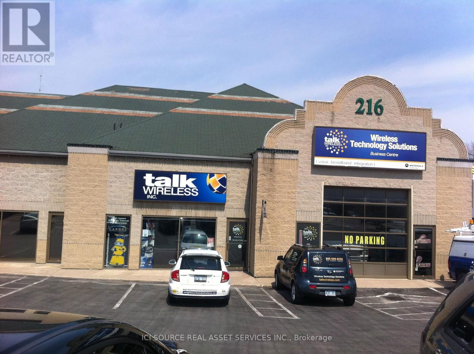 216 MERRITT STREET Image 2