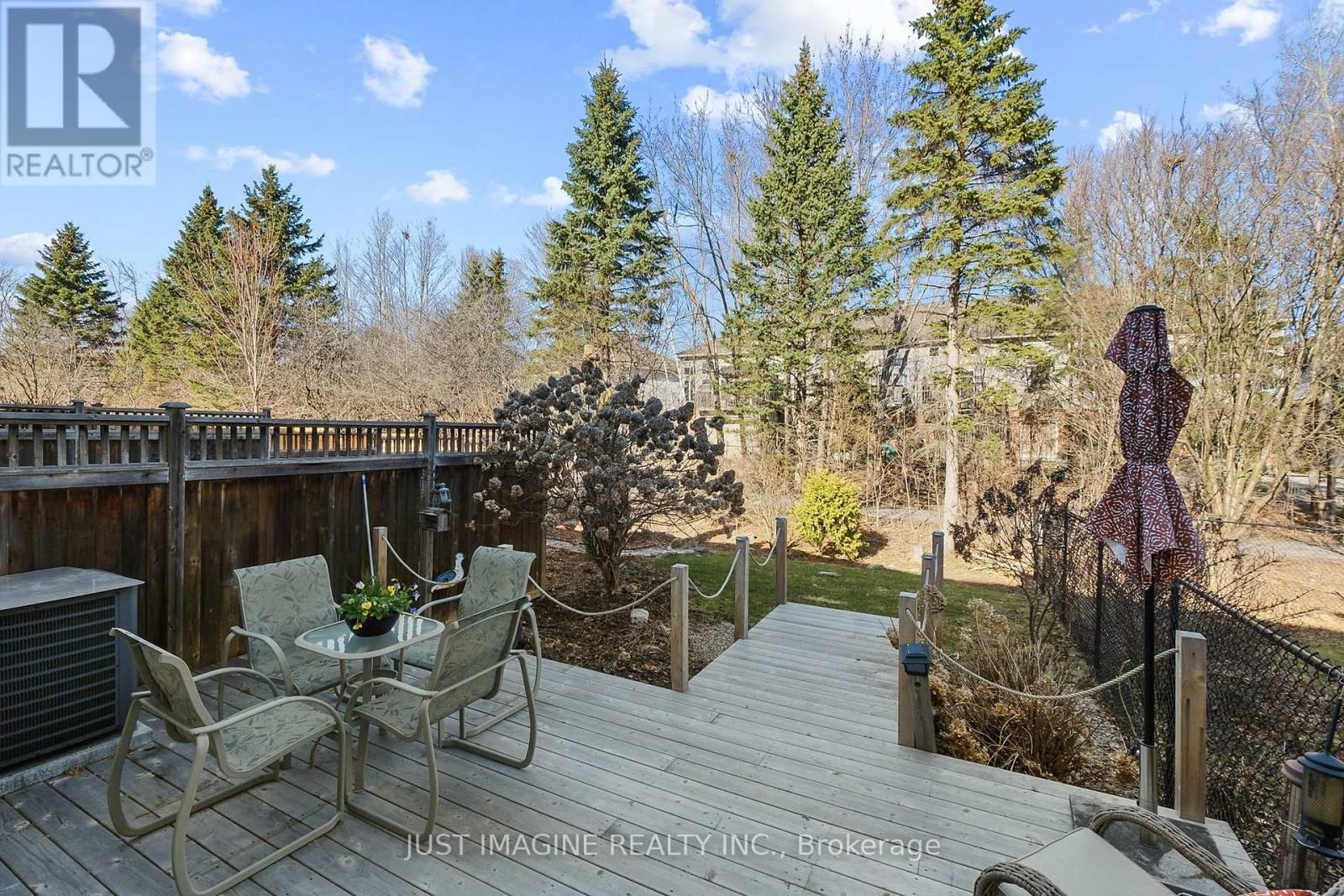 57 HEMLO CRESCENT Image 40