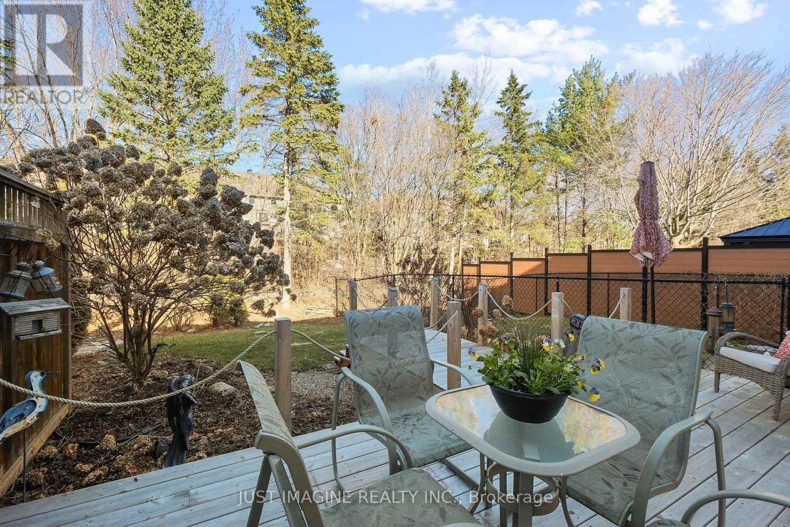 57 HEMLO CRESCENT Image 43