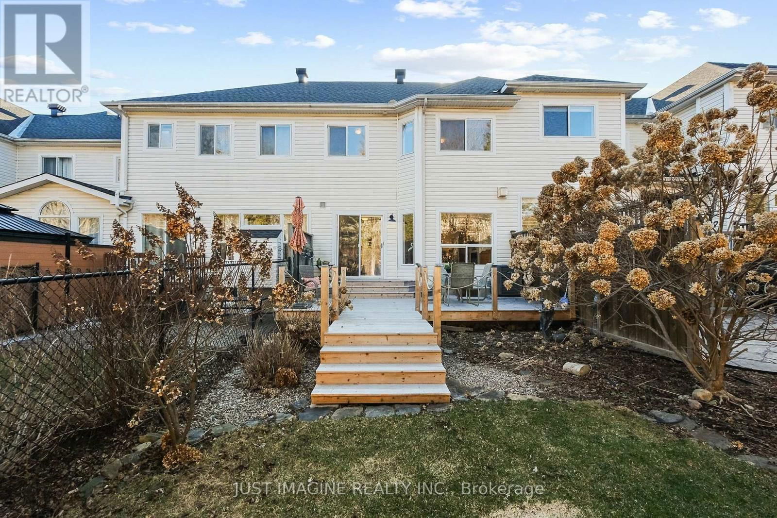 57 HEMLO CRESCENT Image 45