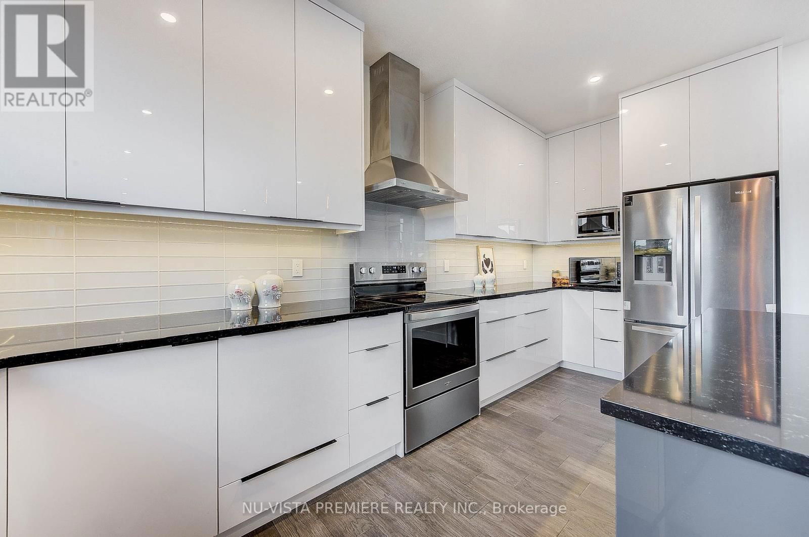1357 MEDWAY PARK DRIVE Image 13