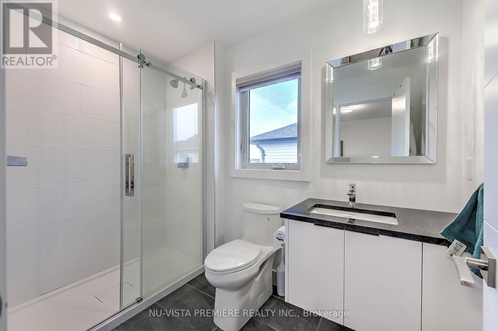 1357 MEDWAY PARK DRIVE Image 29