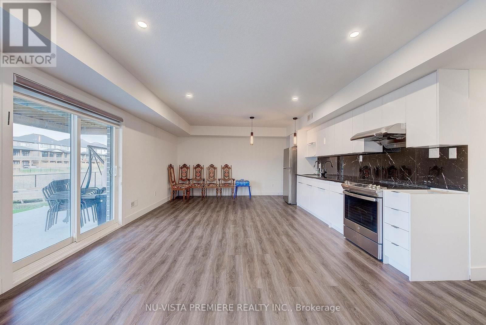 1357 MEDWAY PARK DRIVE Image 36