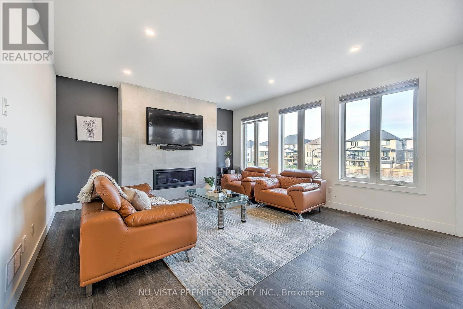 1357 MEDWAY PARK DRIVE Image 9