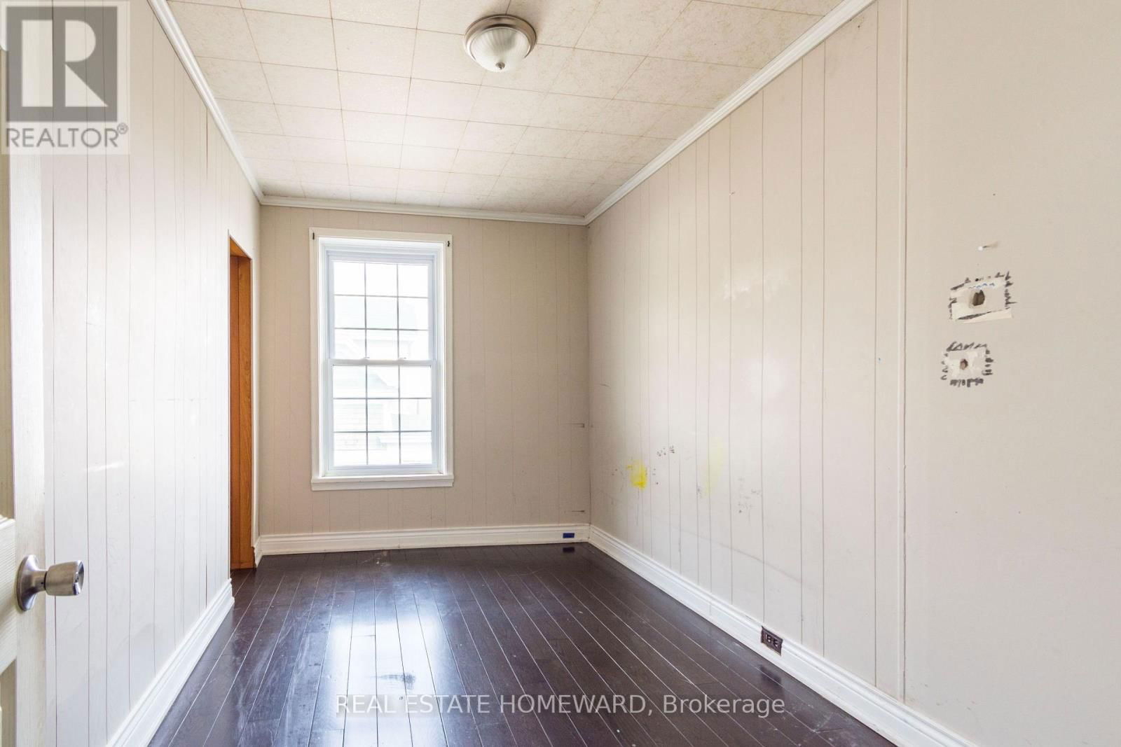 195 VICTORIA AVENUE Image 11