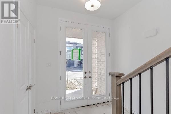 8 - 37 RENFREW TRAIL SOUTH Image 3