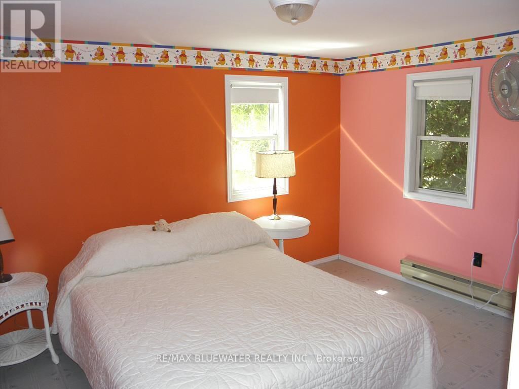 6493 WEST PARKWAY DRIVE Image 24